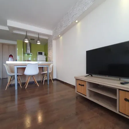 Piso Familiar Apartment