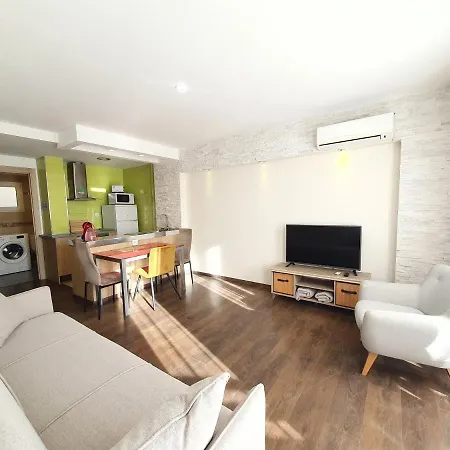 Piso Familiar Apartment