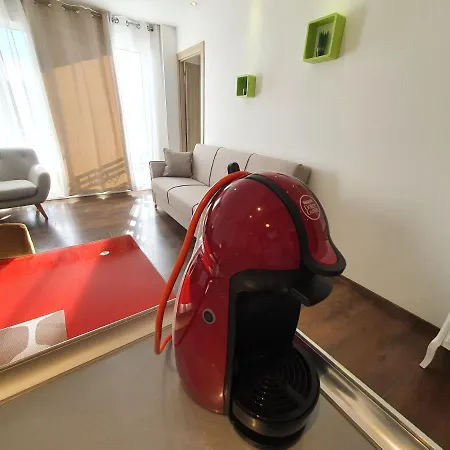 Piso Familiar 아파트 *
